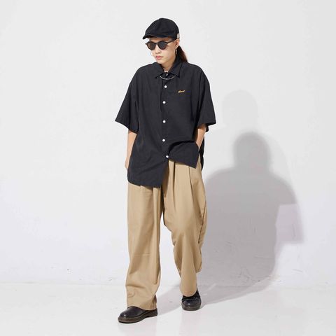 230915_ 衣服49720158