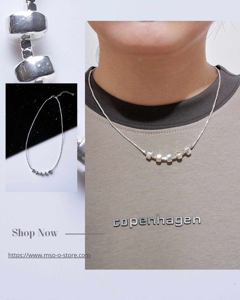 Brown Luxury Jewelry Instagram Post (40 x 50 公分) (30 x 40 公分) (30 x 40 公分) (40 x 50 公分) (1)