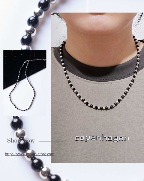 Brown Luxury Jewelry Instagram Post (40 x 50 公分) (30 x 40 公分) (30 x 40 公分) (40 x 50 公分) (3)