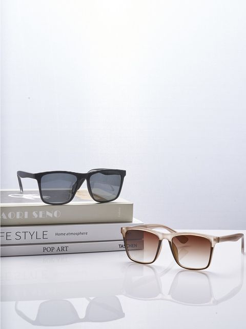 tw-11134207-7ra0l-mbwagpa1u3w9eb