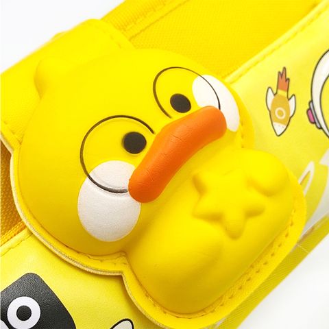 02 - pencil case with plushie - close up 1