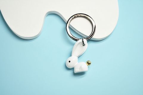 Meta[l]morphose Vectorbox Rabbit Keyring – OMG Store - Personalised ...