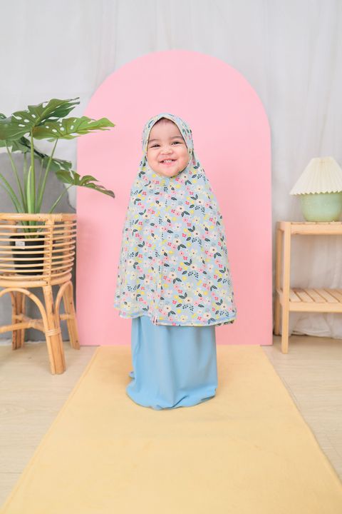 Khadijah Khuwaylia 17481