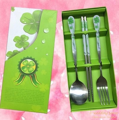 chinese-style-wedding-chopsticks-spoon-fork-favors50117