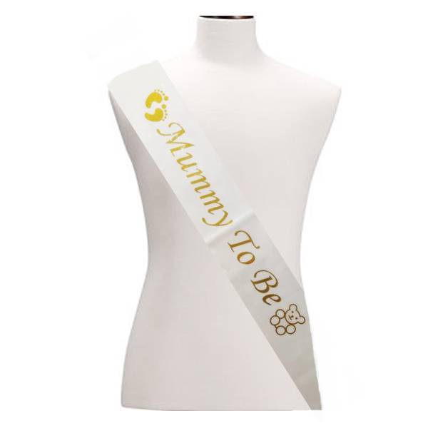 Mum To Be White in Gold-600x600