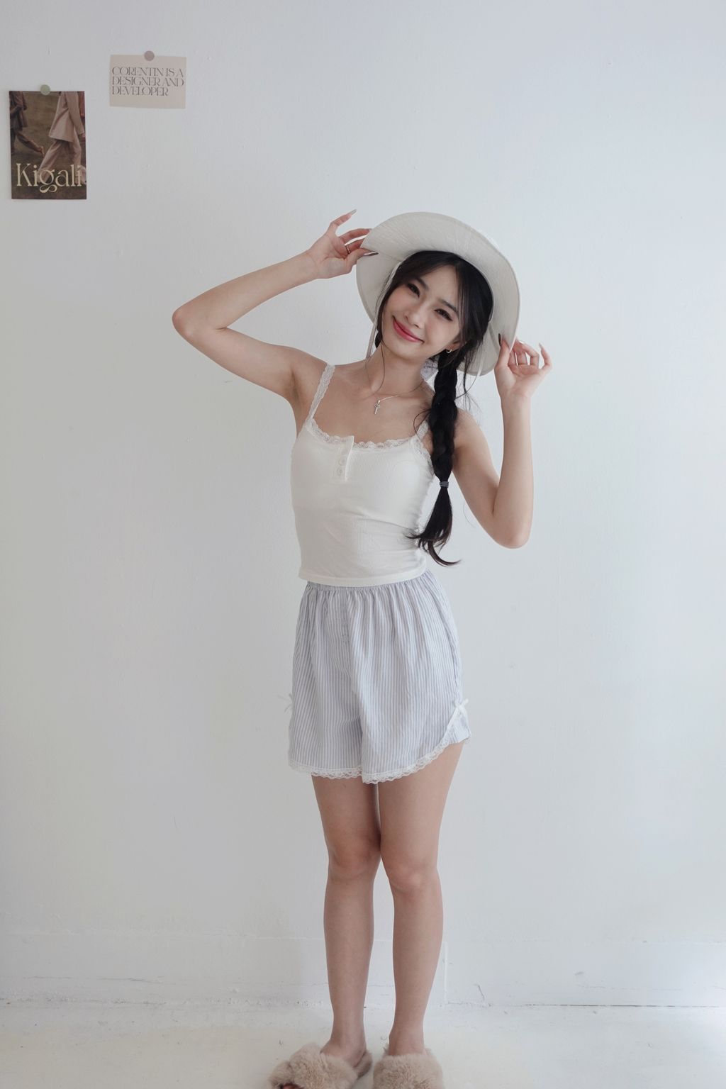 19002AF8-C900-4125-860E-517E1A1160BA