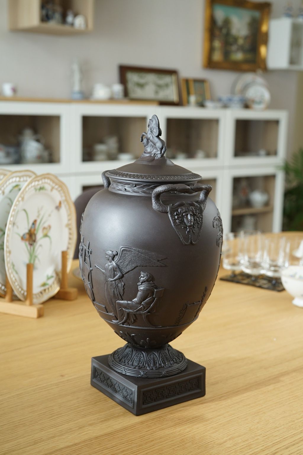 654231570_2374051133096586_2230097195112794198_n