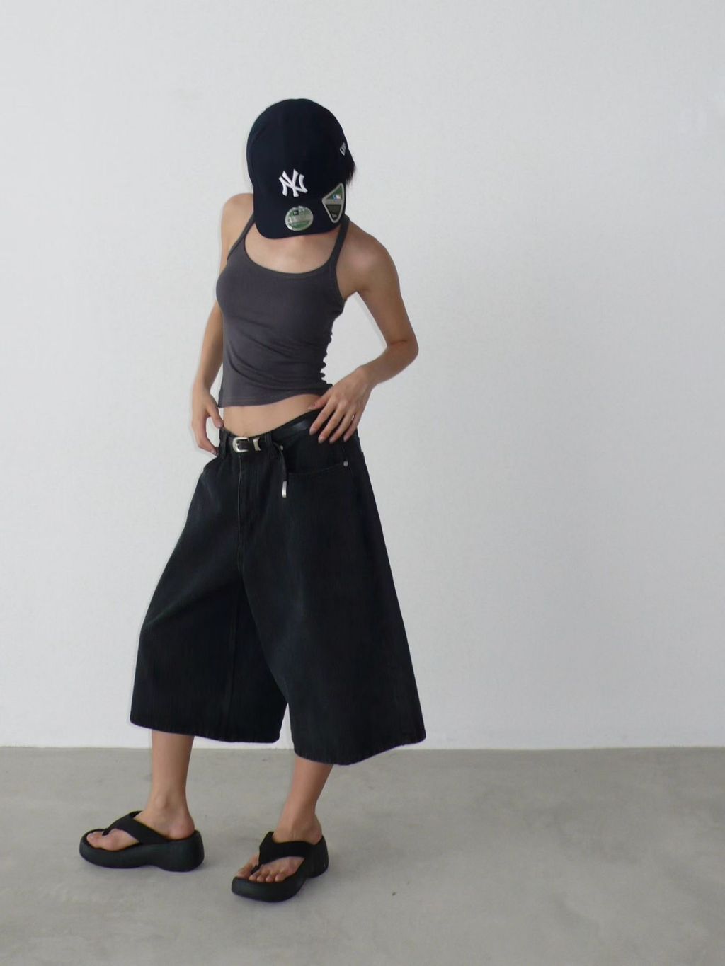 joice-korea-cerix-stripe-bermuda-shorts-black15