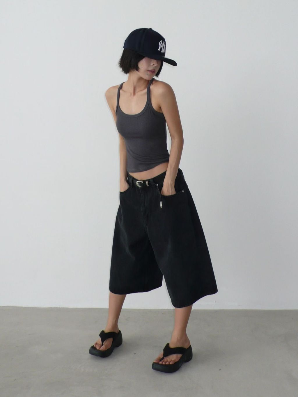 joice-korea-cerix-stripe-bermuda-shorts-black14