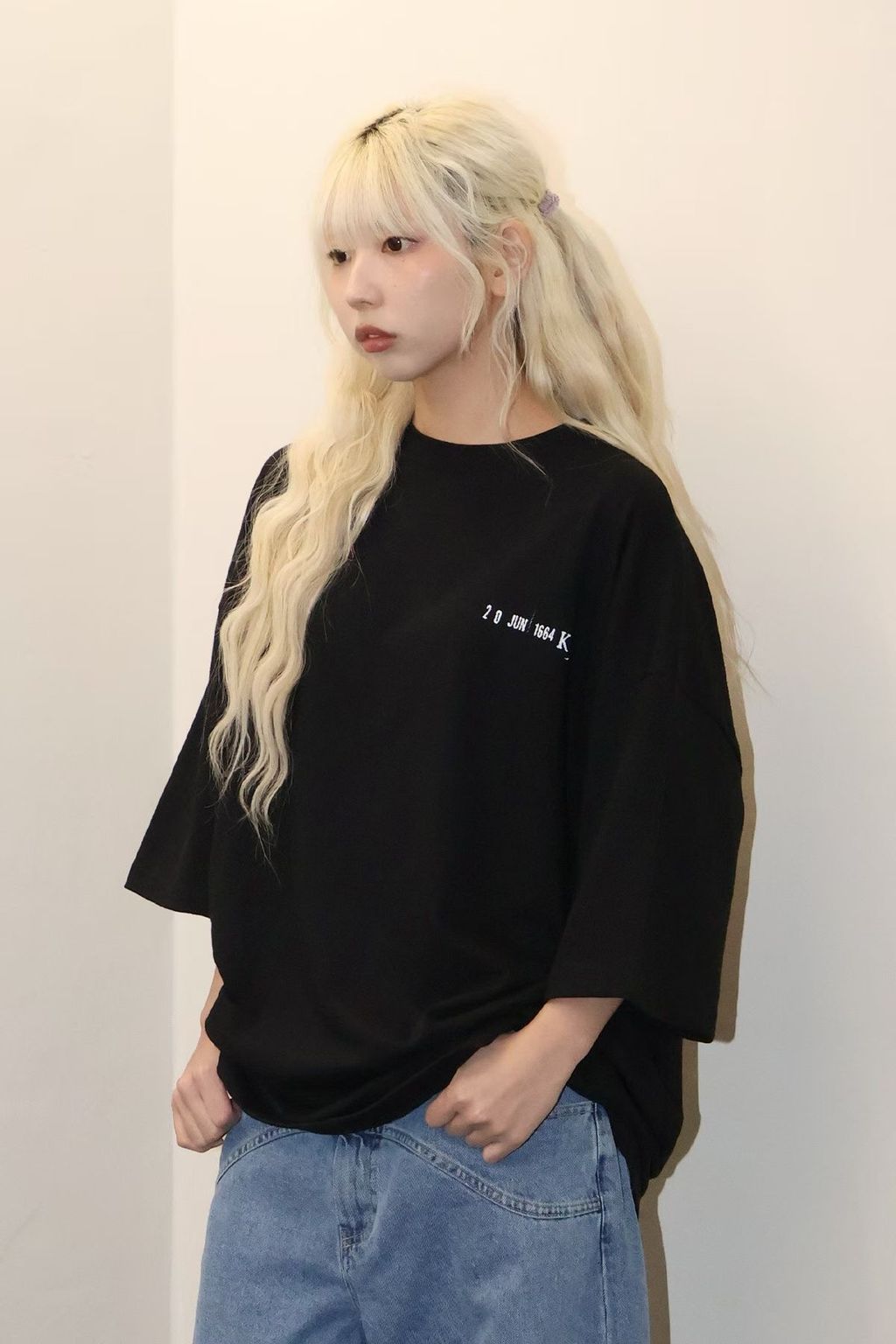 joice_korea_puff_print_graphic_tee_white_02