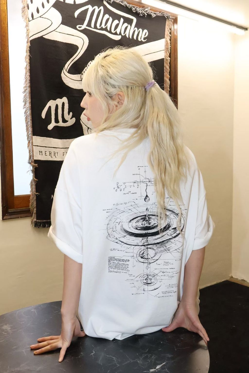joice_korea_puff_print_graphic_tee_white_03