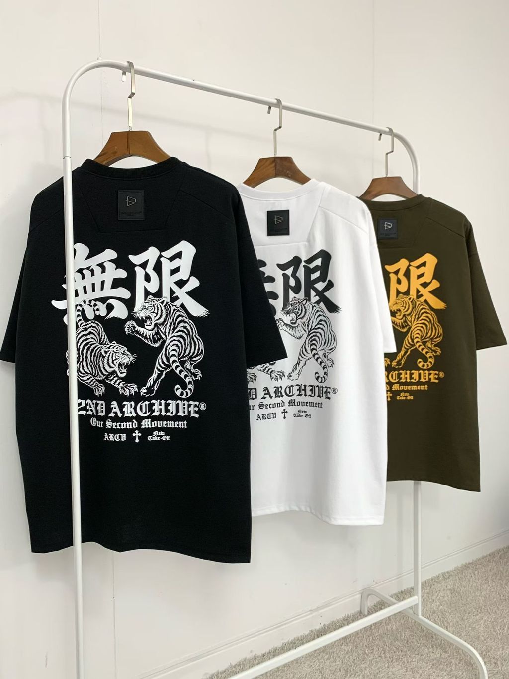 2nd-archive-tiger-infinity-tee-white15