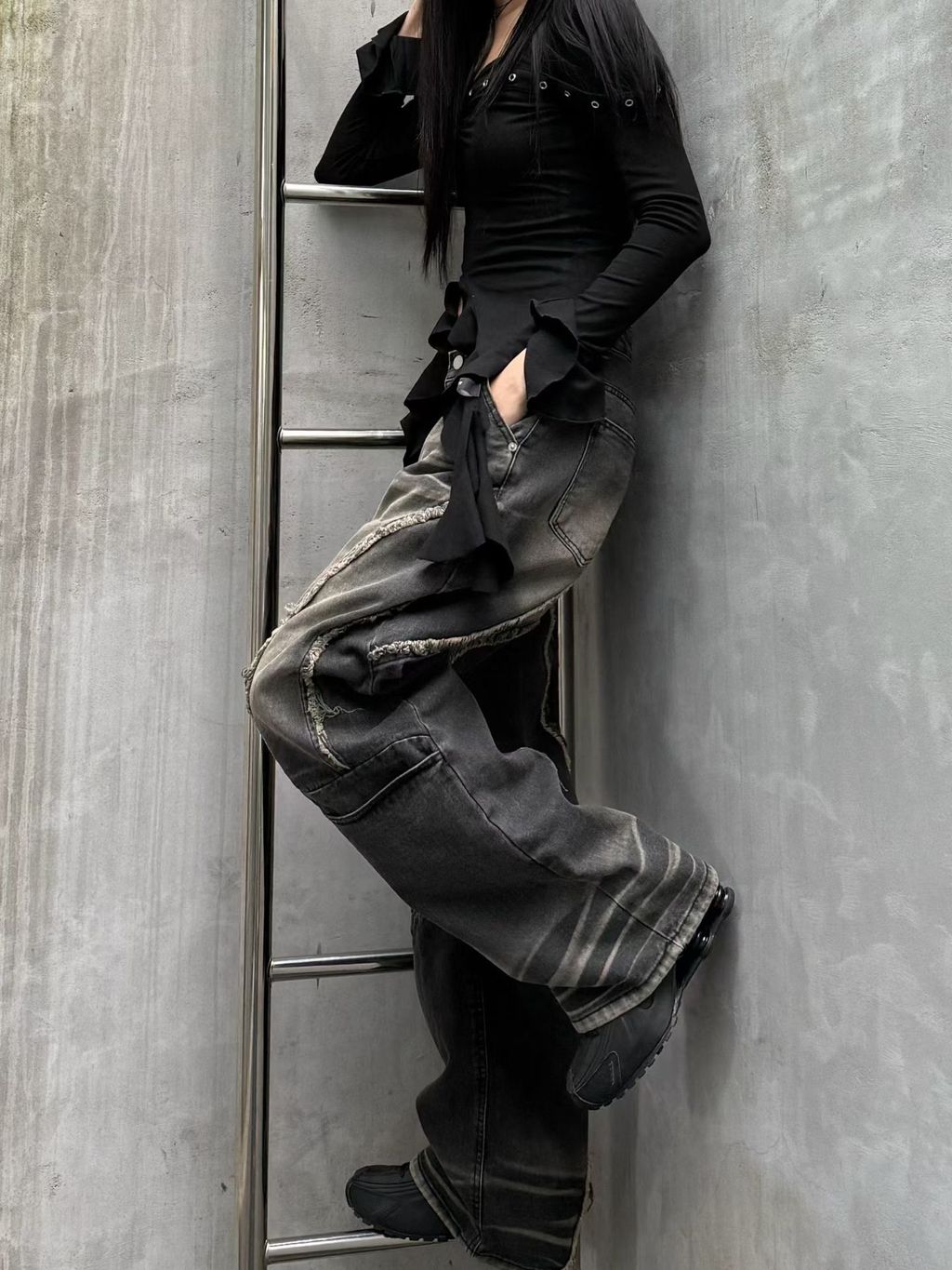 eb118b4ec77249ee065fb7d3543f0211