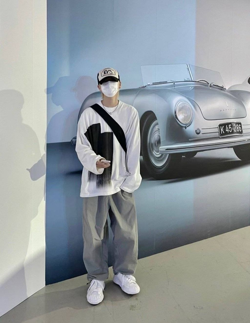 b251d77c3b6f017e79a4b572871a936a