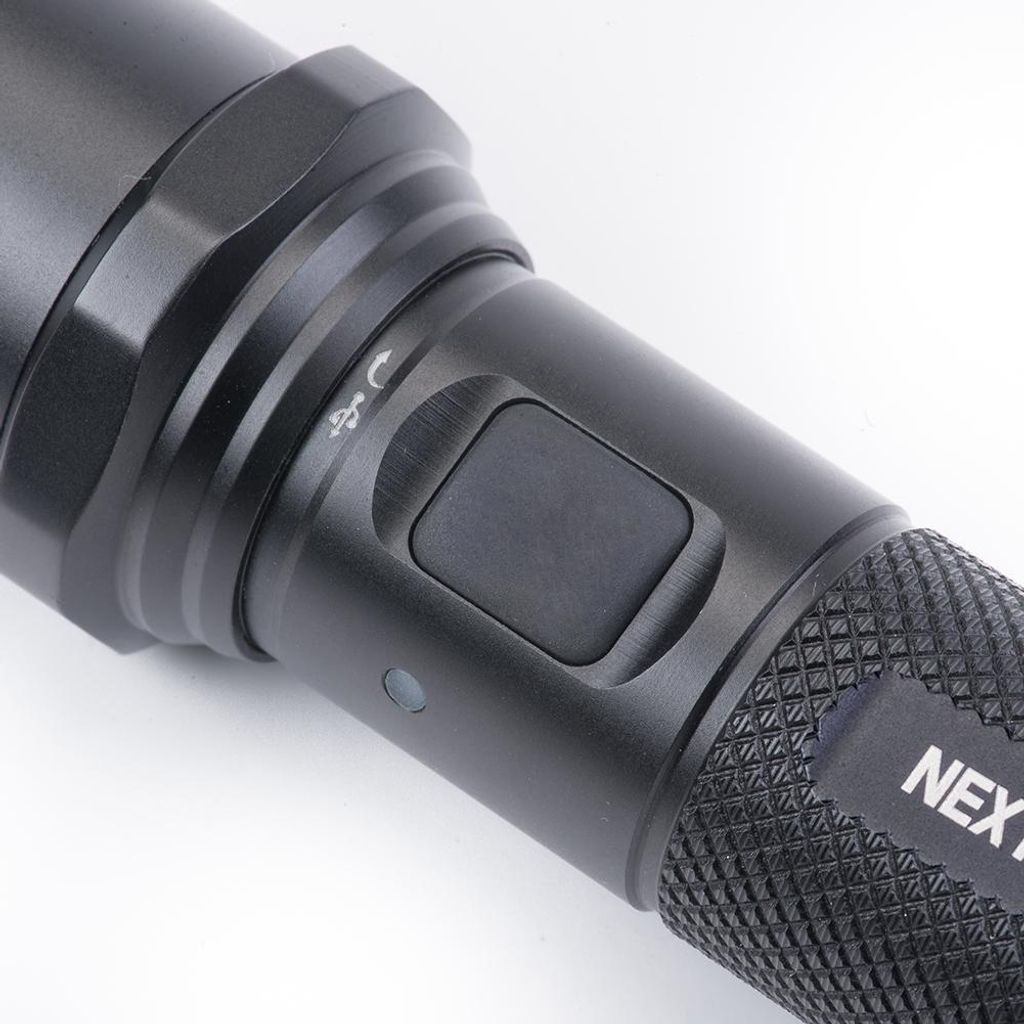 Nextorch-P60-Flashlight-3_1024x1024.jpg