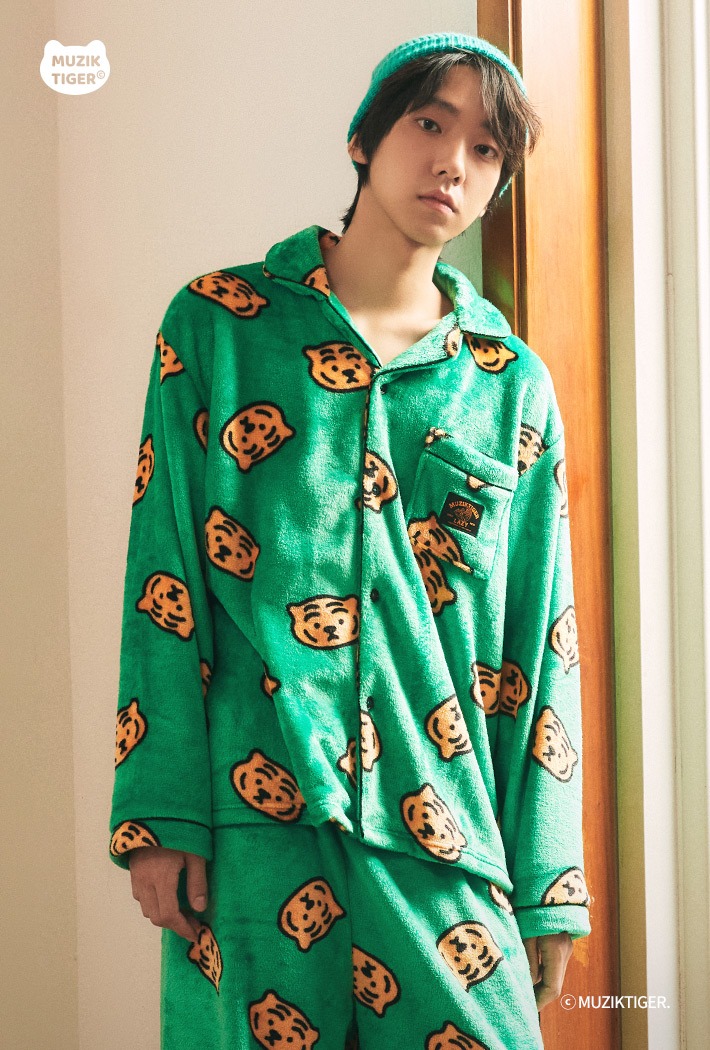 8dd848c882bd8fe6ff38d3bbaf824d9f