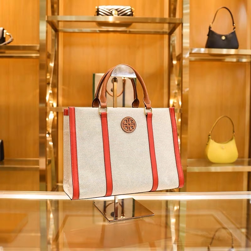 Tory burch blake small tote NEW neverbeen used idr SOLD. Pm me for