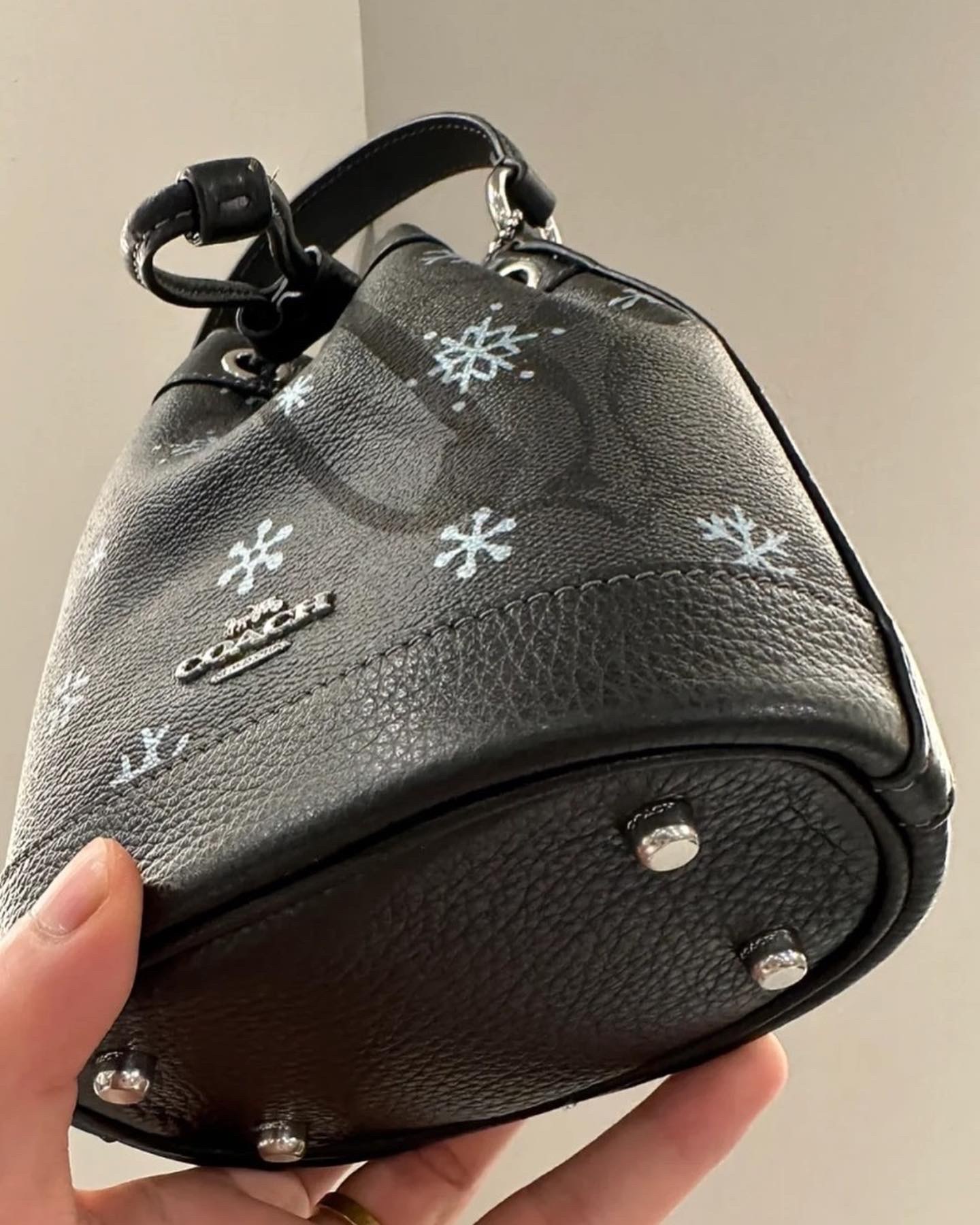 COACH Christmas Mini Bucket Bag