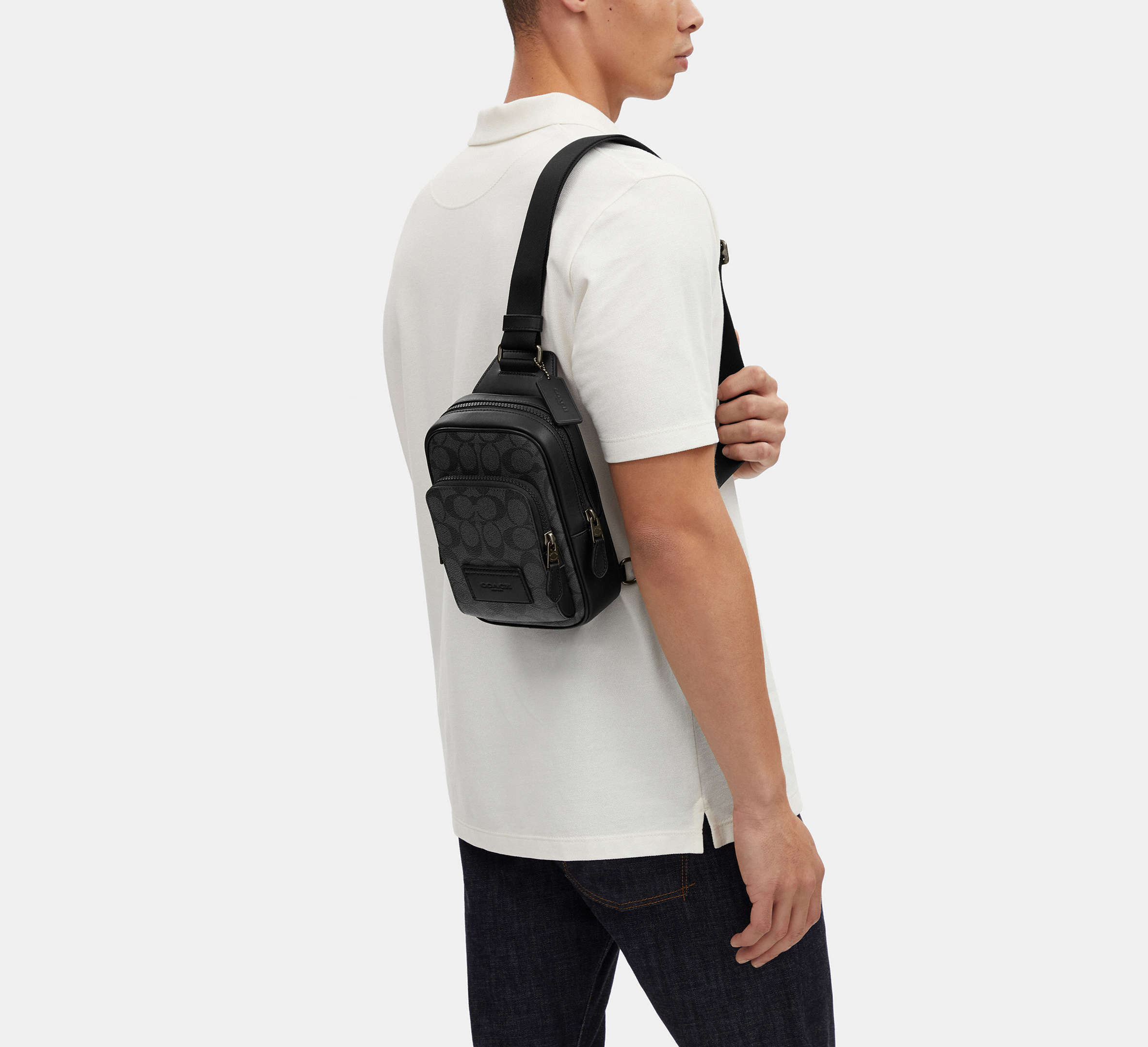 DIRECT OUTLET COACH Track Pack 14 In Signature Canvas Vinee Bag