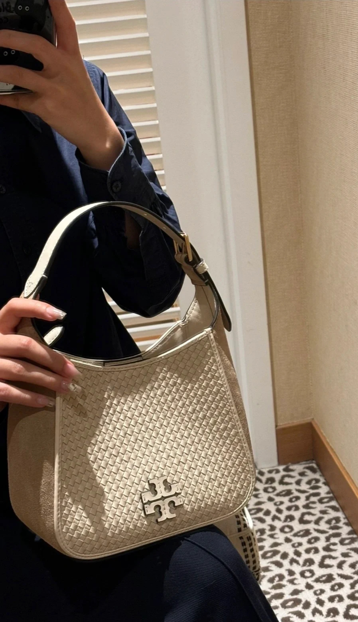 Tory burch woven bag sale