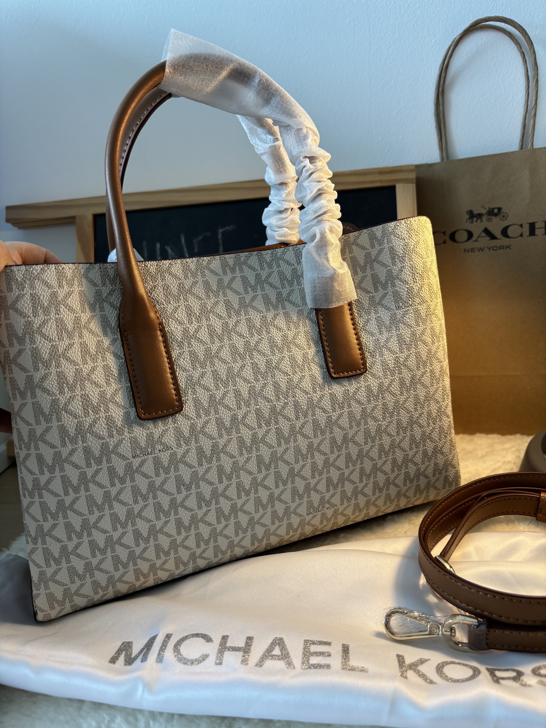 Michael Kors – Vinee Bag Michael Kors – Vinee Bag