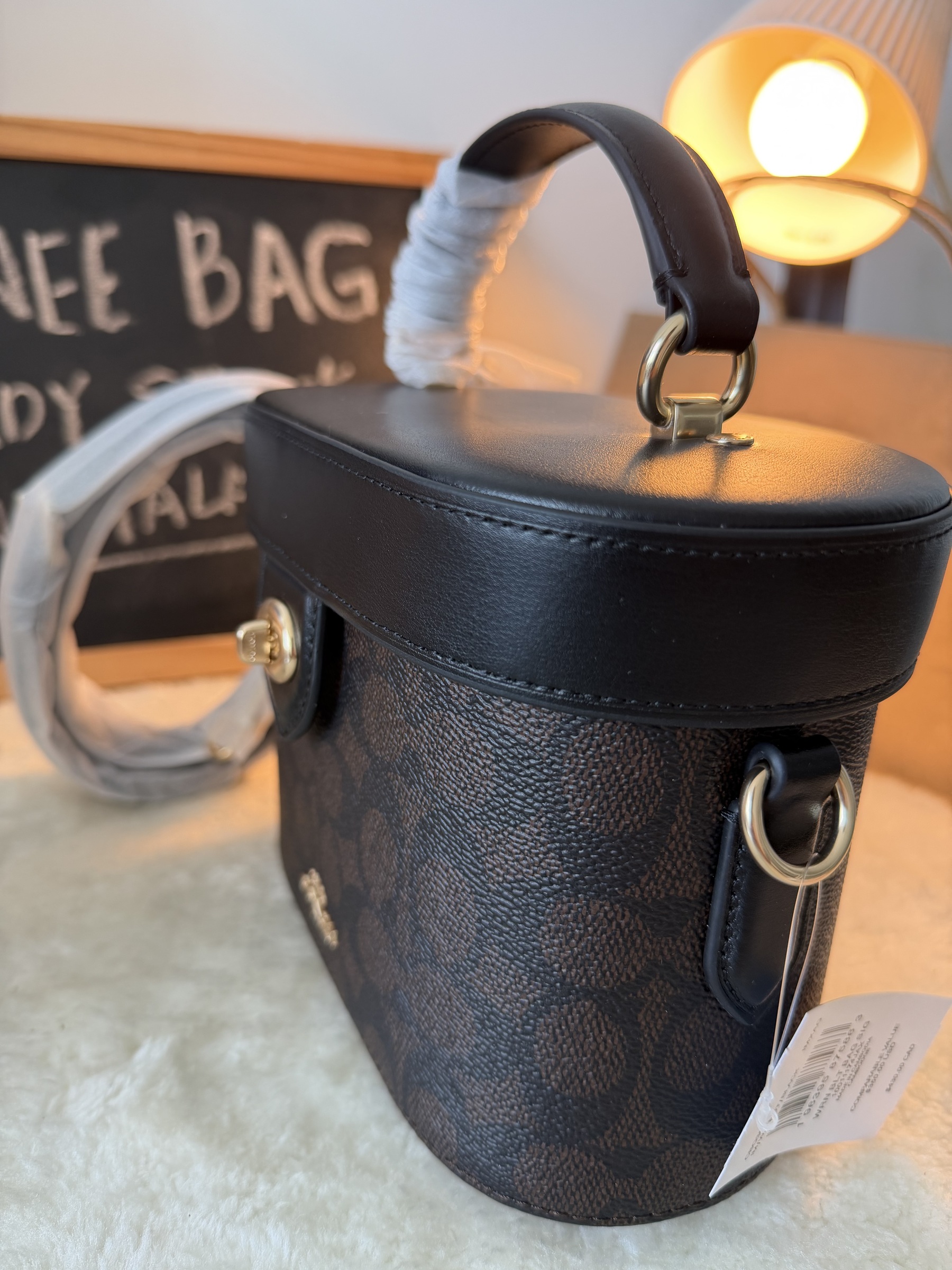 image_8E868BEC-8D1F-4C2B-BC74-B6977A166D4C_1762332186