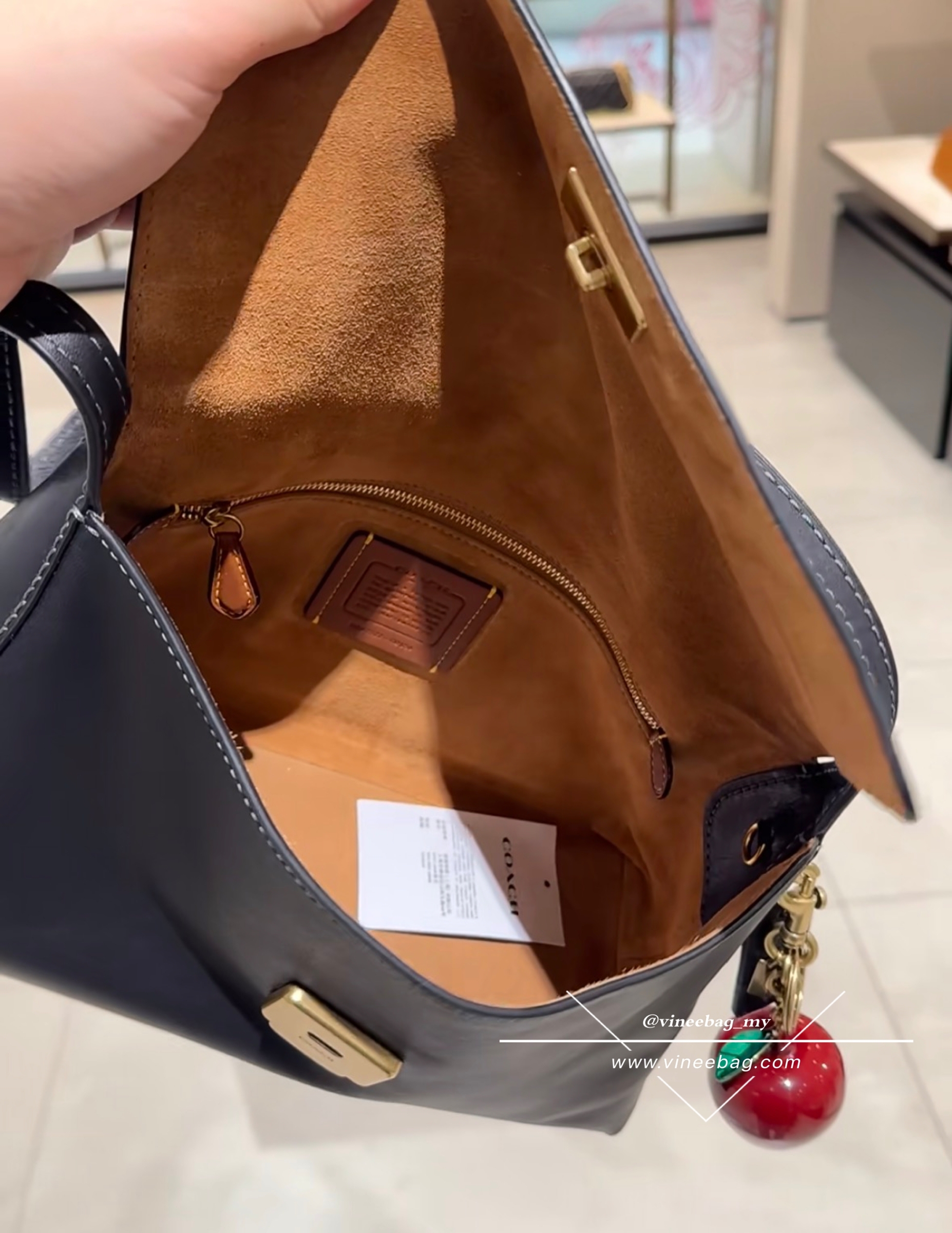 image_0A9B71EF-C7F5-4AA8-9BF4-4D4DFA7E4257_1771640549