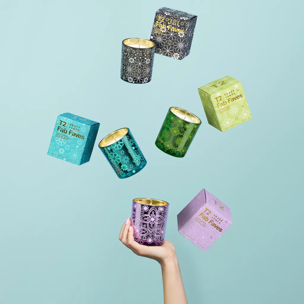 A999ZZ216_candle_christmas_breakfast_christmas_2022_collection_AUNZ