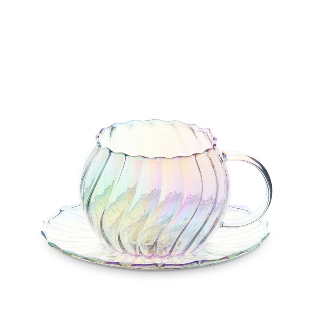 H205BG019_twisted_rib_glass_cup_and_saucer_expanded