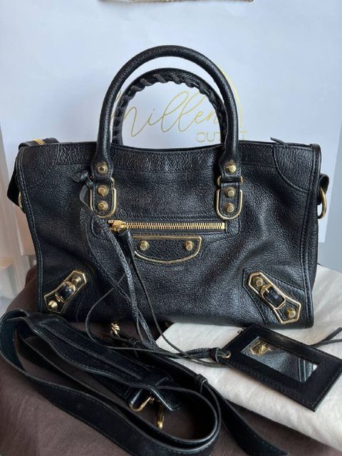 a6a2953b-4993-47ca-a6fd-353d718e313d