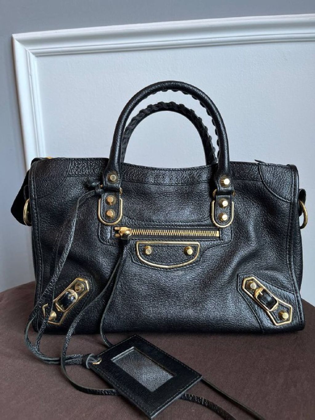 d31bec79-ca5a-4d3d-803a-ec410c2db0c2