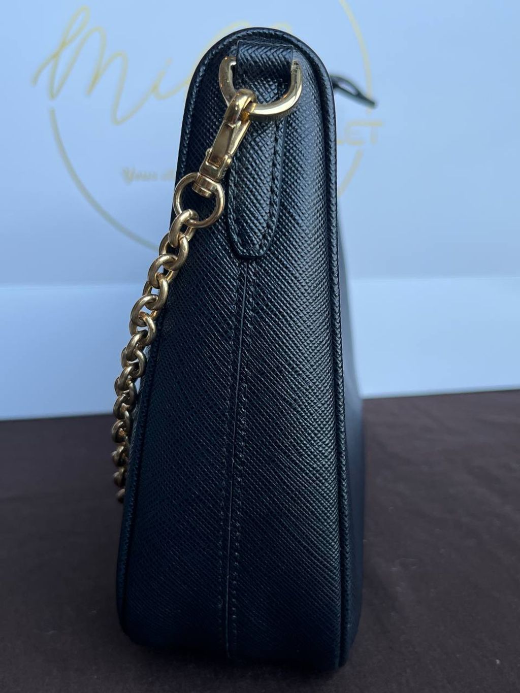 9e03efa0-9261-47b5-a1f6-384e53fa55e0