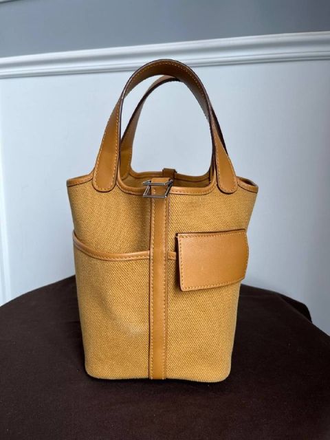 59ff9552-35ff-491c-a2e1-931f18873323