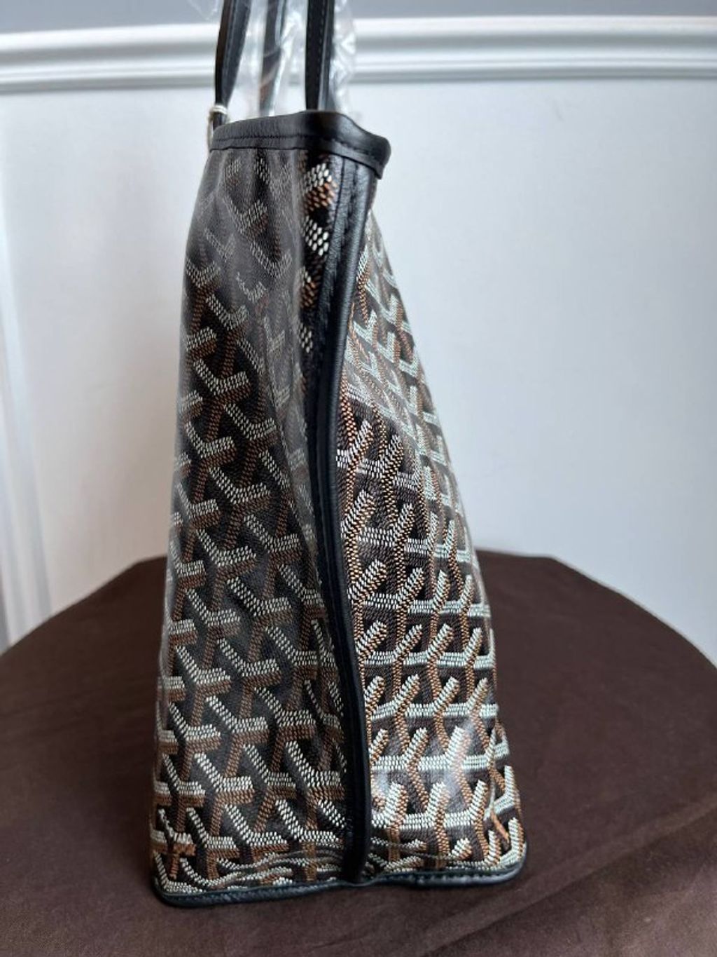 4ee6ee12-6794-4a74-9ec6-8a5ec2d74842