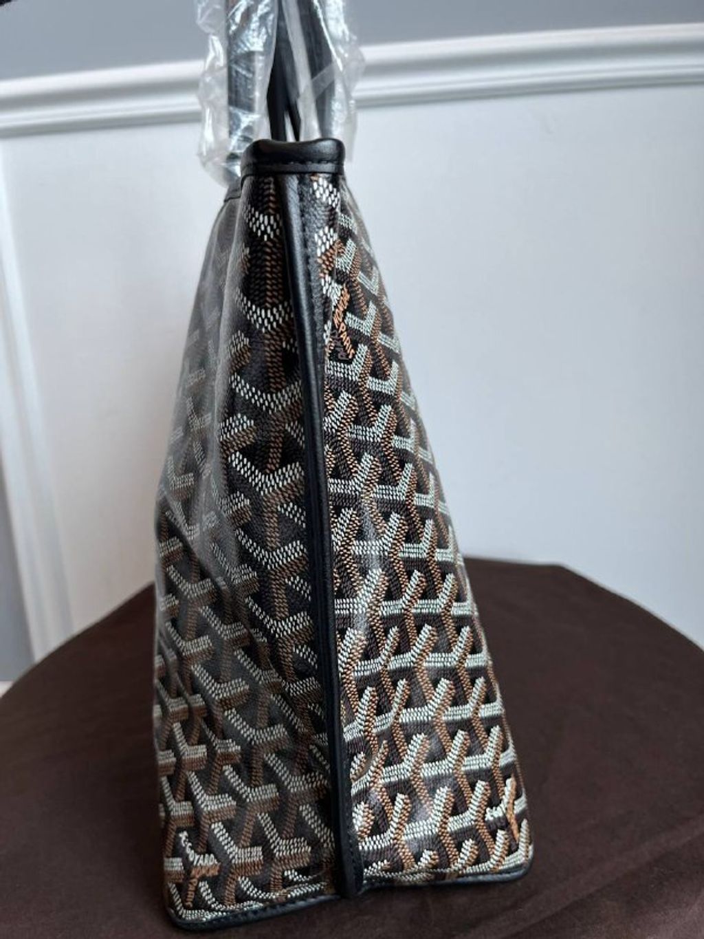 085bd6ed-381b-445d-900b-fe4dad3fa889