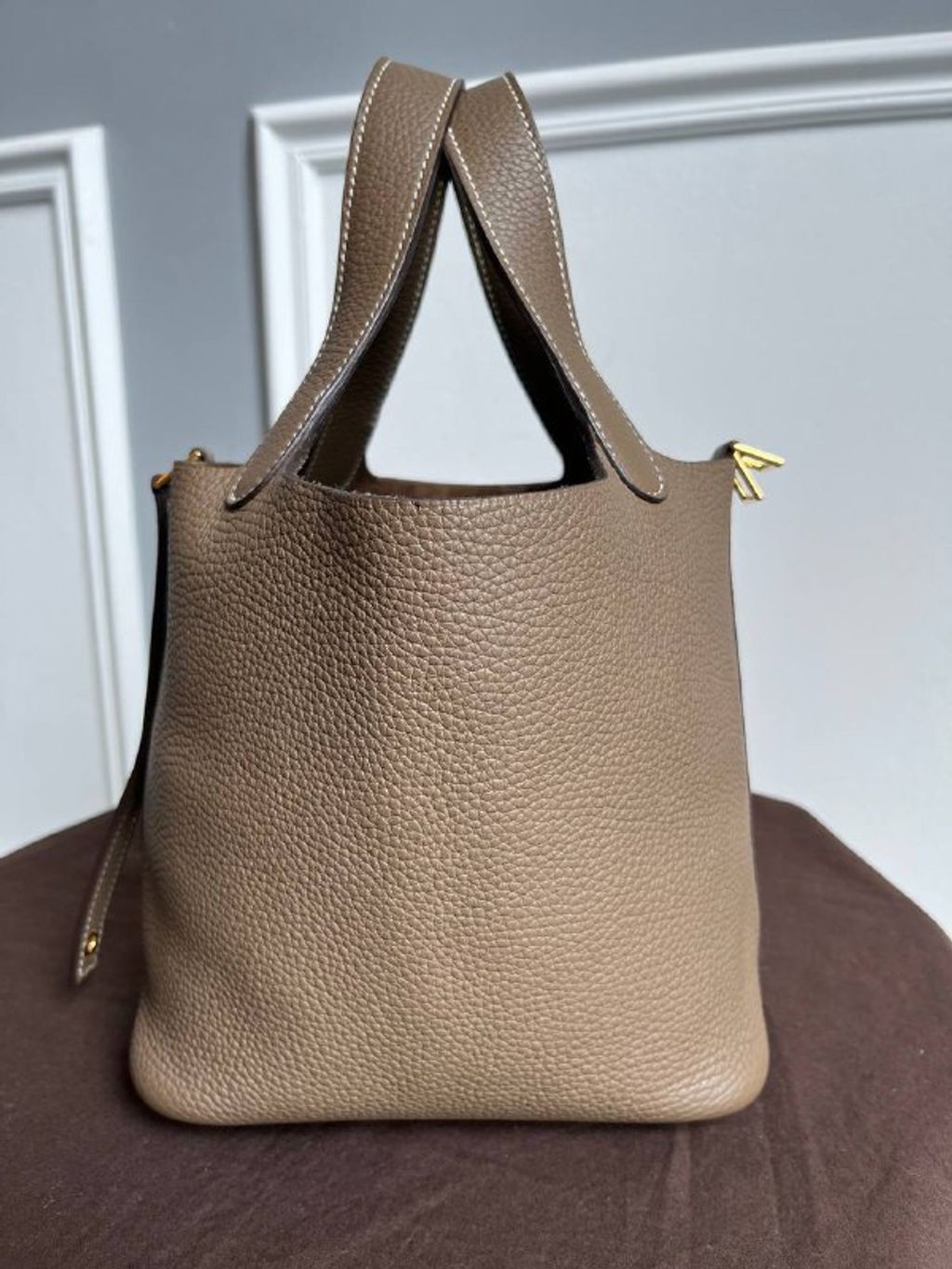 5e8f37f0-49e9-4d61-a083-0b5ffc6a0840