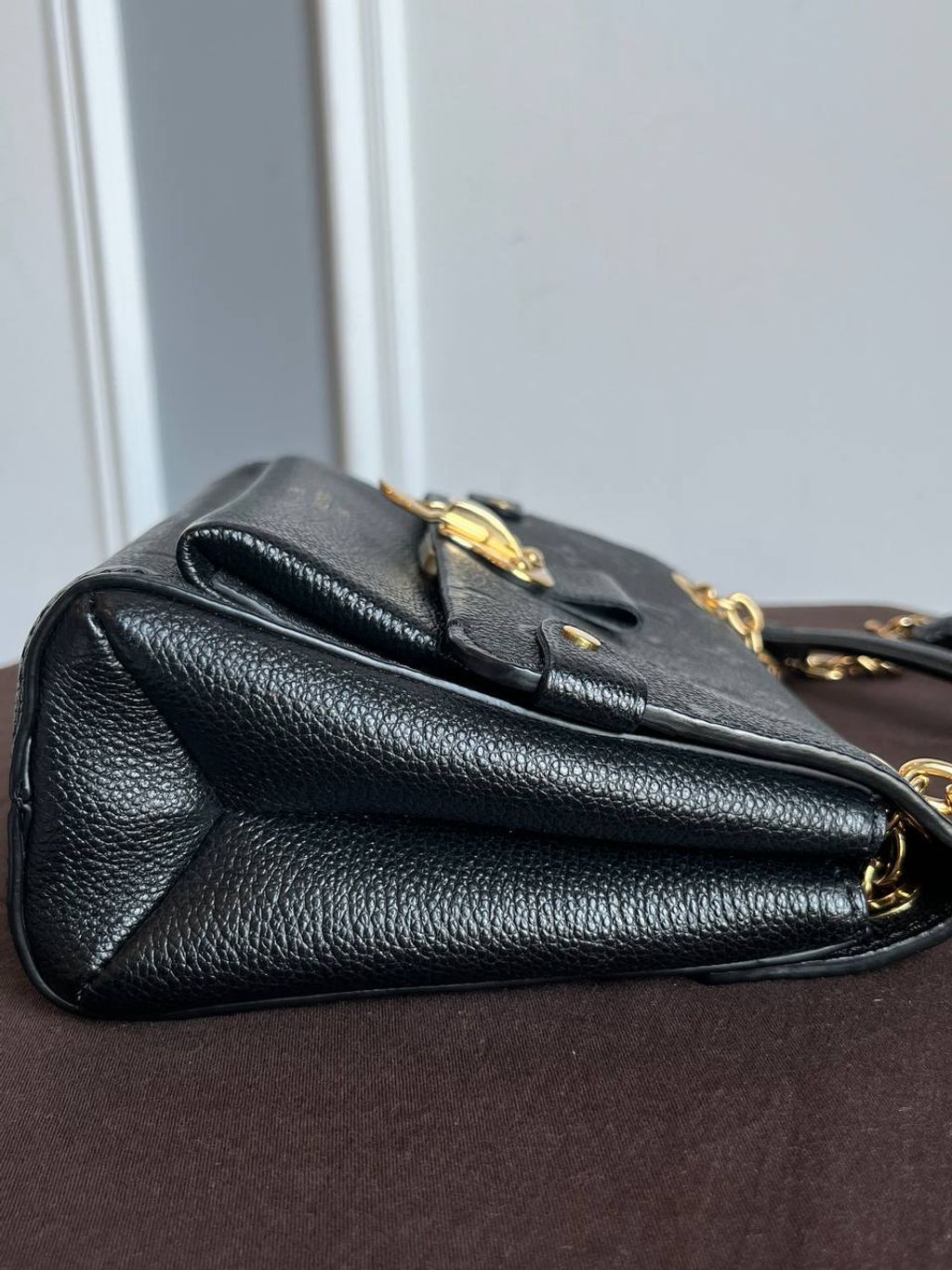 da2d2b8b-0618-4ee5-9246-cccf9d27994c