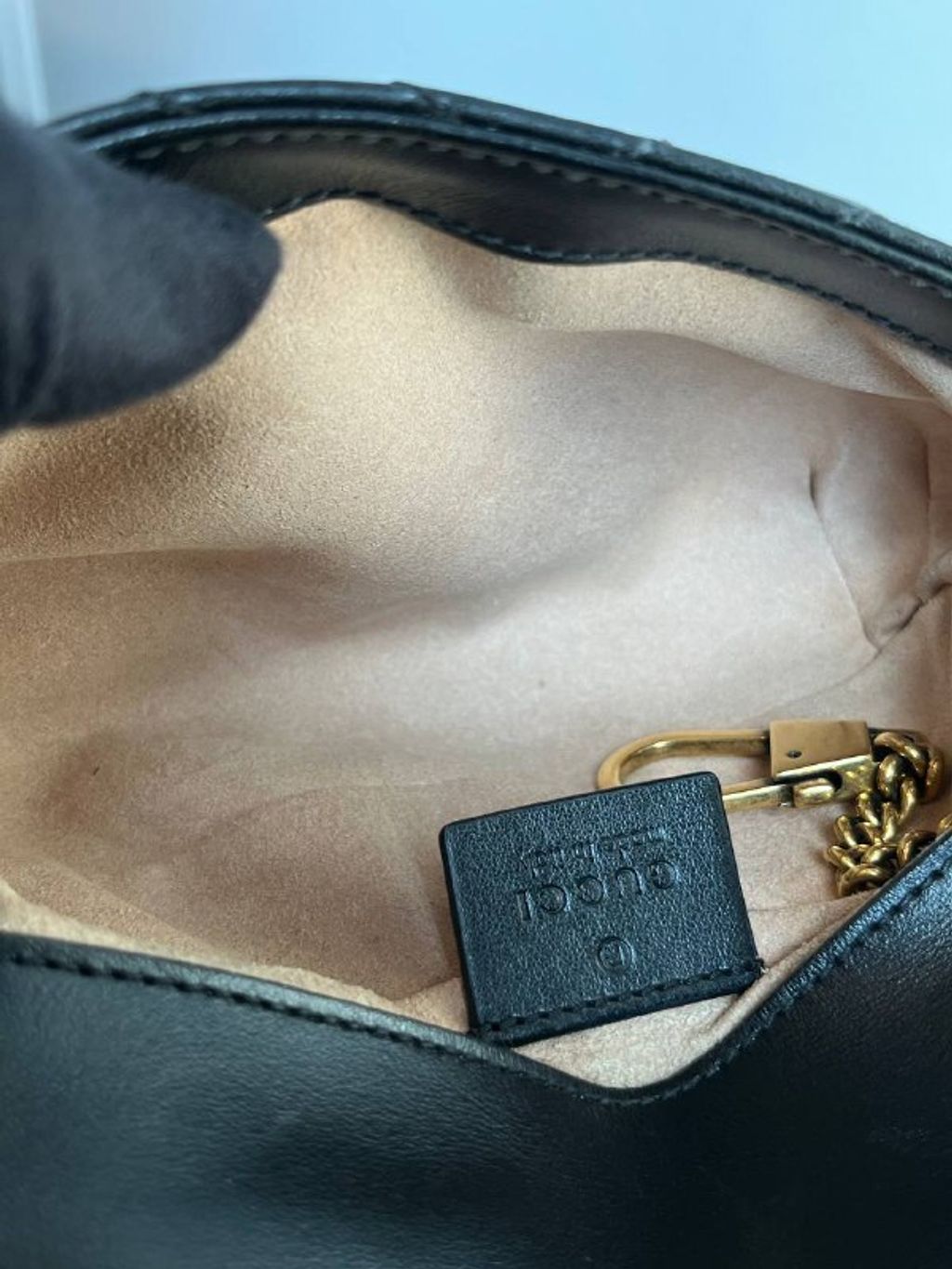 a9beb62f-f72f-41c6-a6d6-67218b18de98