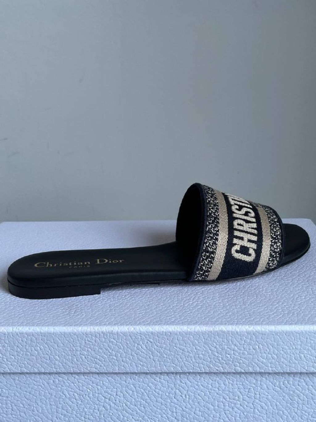 74d5a0af-86a4-4e8c-8cc8-42a2ad0cbc23