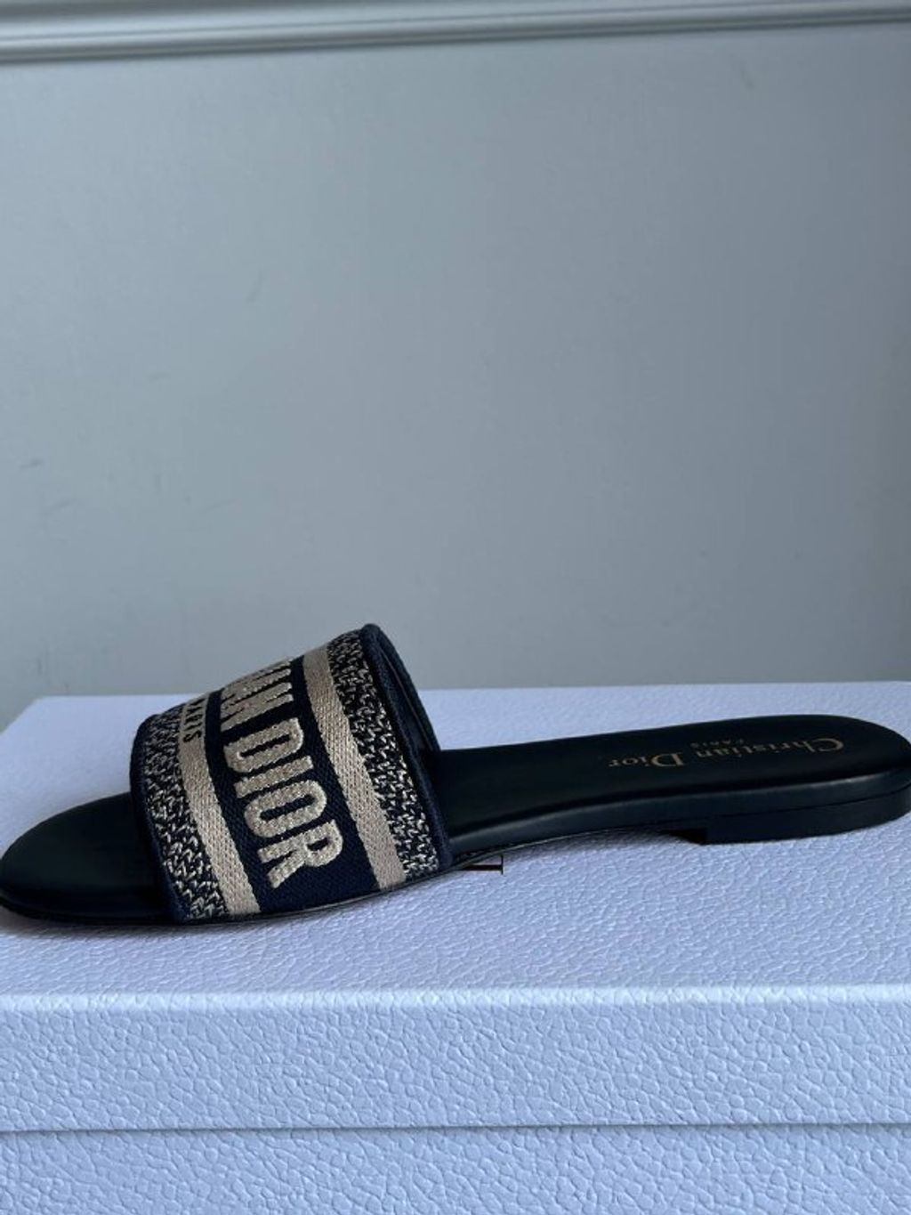 953616ee-29fe-4c64-887b-3d494b50f433