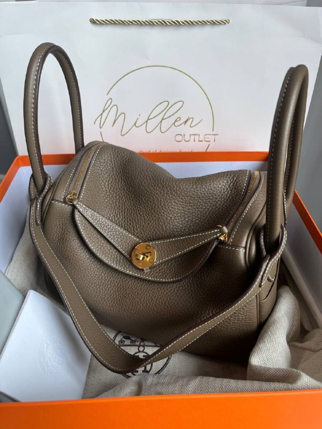 f39bbe4a-0b38-45e4-954a-7f9af80b16cb