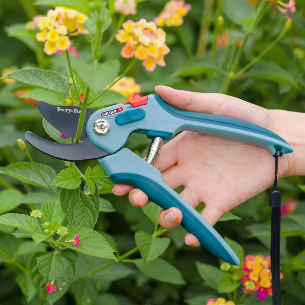 FlowerClippersSecateurswithSafetyLockforPruningFlowers