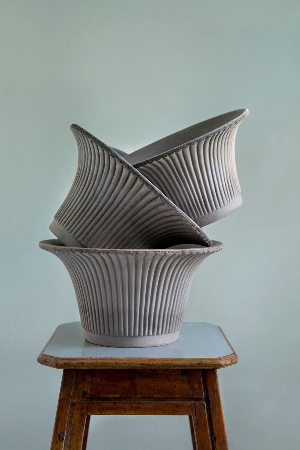 Bergs Potter Daisy Raw Grey 2 (1)