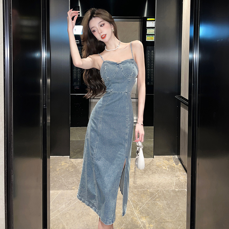Summer Casual Bodycon Jeans Denim Dress With Spaghetti Straps And Knee  Length Design For Women Plus Size Cotton Denim Midi Denim Dress From  Runyulo, $24.21 | DHgate.Com