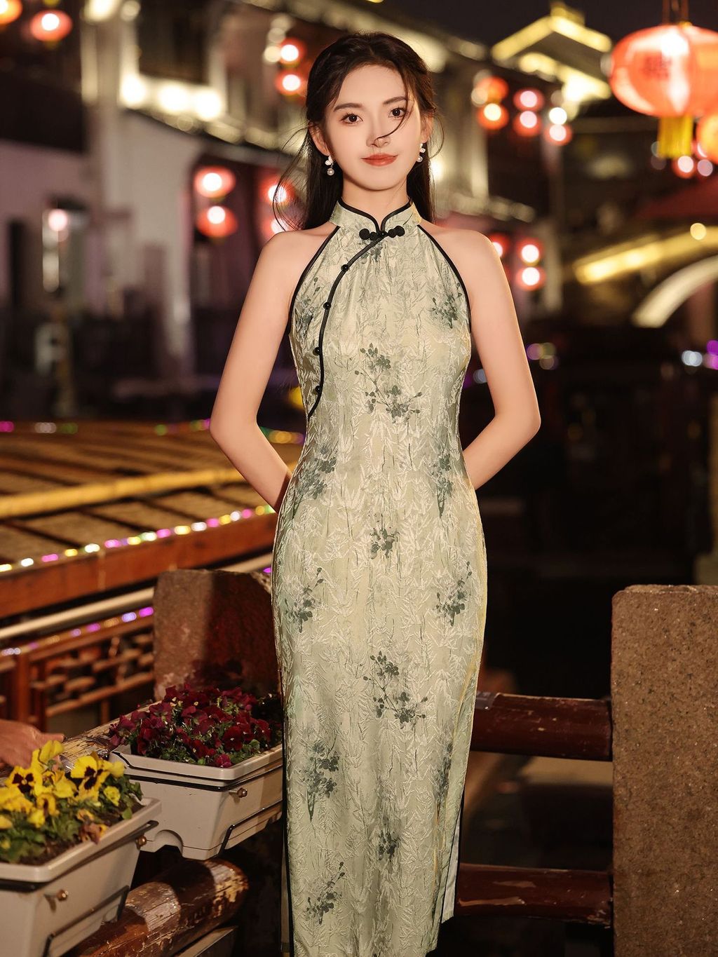 Halter neck cheongsam hot sale
