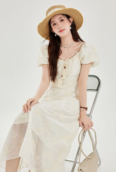 SQUARE NECKLINE PUFF SLEEVE EMBROIDERY DRESS OOTD20139 – OOTD MALAYSIA