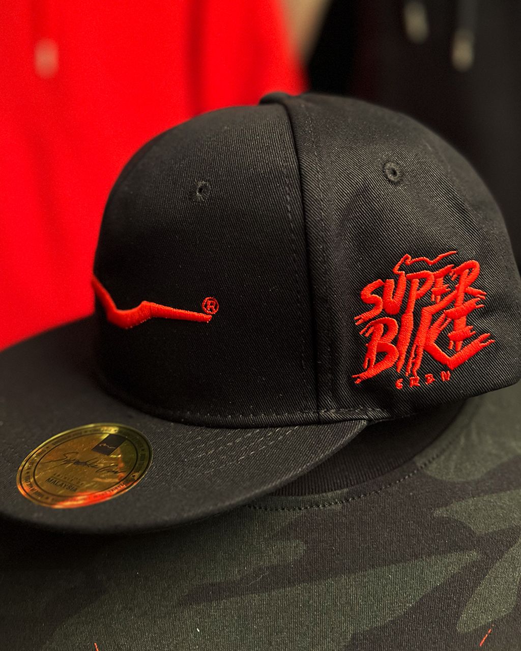 snapback_black_06