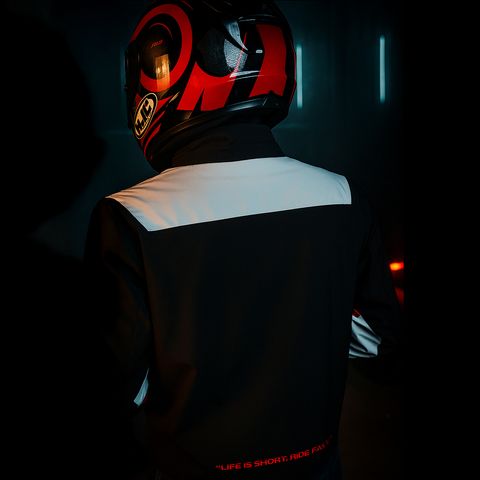 WEB_WINDBREAKER_003