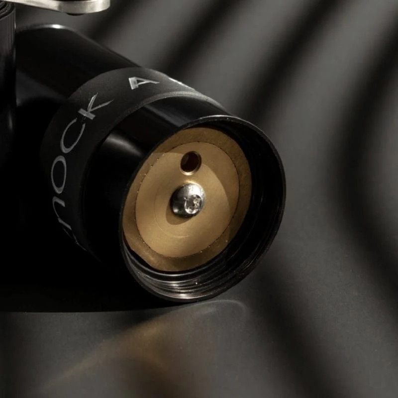 tw-11134207-7qukx-leo0g8u55tep68