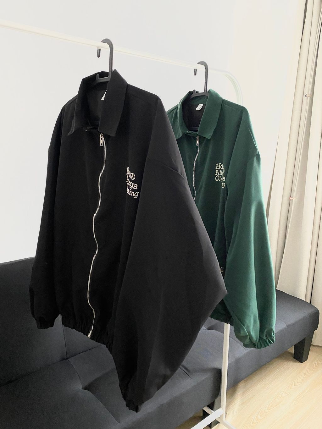 Japanese Unisex Windbreaker Jacket (Black,Green) – 弄潮儿wét Japanese Unisex Windbreaker Jacket (Black,Green) – 弄潮儿wét